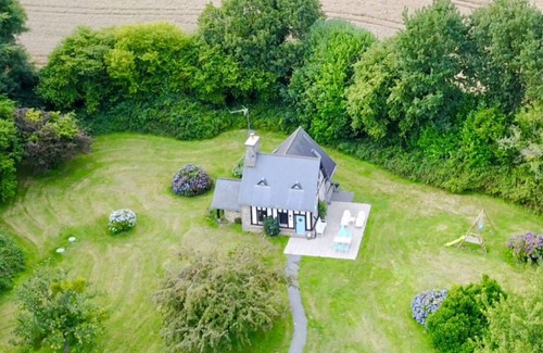 La Chapelle-Uree House | House ∙ 2 bedrooms ∙ 4 guests
