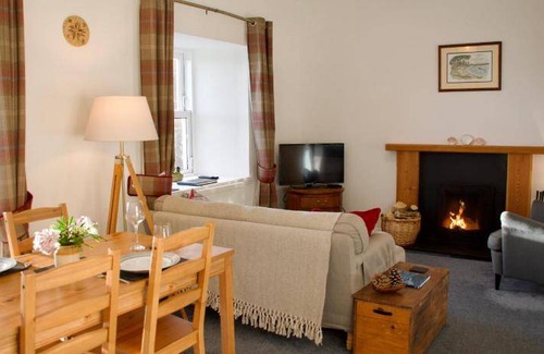 Ulva House | House ∙ 2 bedrooms ∙ 3 guests