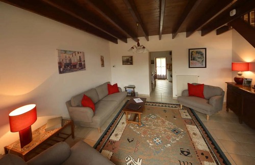 Sauze-Vaussais House | House ∙ 2 bedrooms ∙ 4 guests