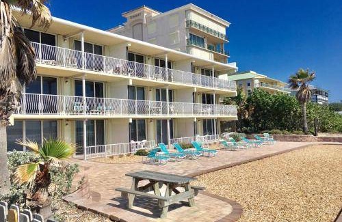 Crescent Beach House | House ∙ 2 bedrooms ∙ 6 guests