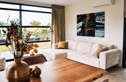 Loosdrecht House | House ∙ 2 bedrooms ∙ 4 guests