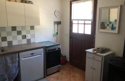 Castaignos-Souslens Apartment | House 2 people