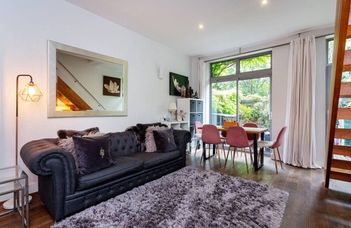 Clissold House | House ∙ 3 bedrooms ∙ 6 guests