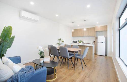 Rowville House | House ∙ 3 bedrooms ∙ 6 guests