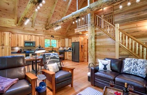 Logan House | House ∙ 3 bedrooms ∙ 6 guests