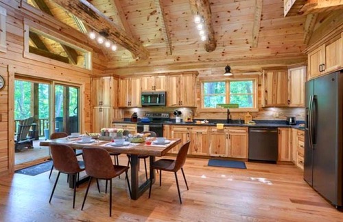 Logan House | House ∙ 3 bedrooms ∙ 6 guests