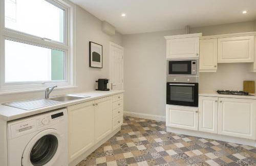 Canton House | House ∙ 3 bedrooms ∙ 8 guests