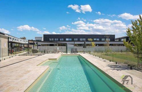 Throsby House | House ∙ 3 bedrooms ∙ 8 guests