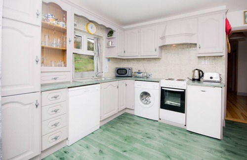 Clifden House | House ∙ 3 bedrooms ∙ 6 guests