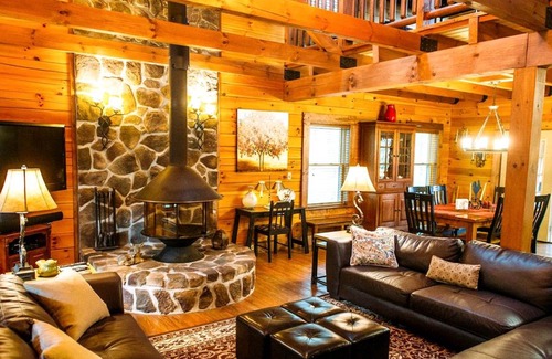 Shenandoah House | House ∙ 3 bedrooms ∙ 12 guests