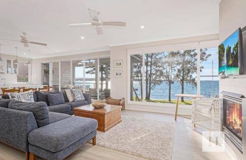 Summerland Point House | House ∙ 4 bedrooms ∙ 8 guests