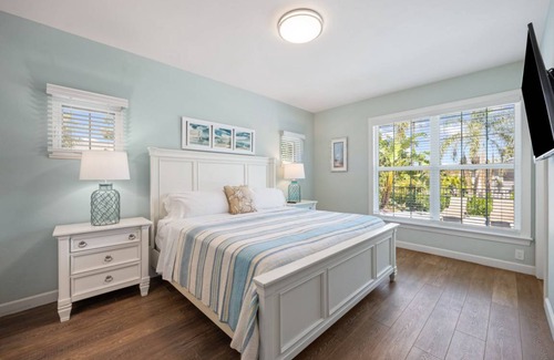 Naples Park House | House ∙ 4 bedrooms ∙ 8 guests