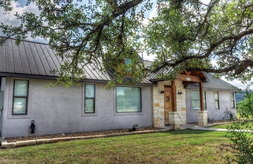 Sabinal House | House ∙ 4 bedrooms ∙ 22 guests