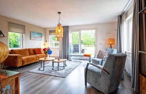 Den Burg House | House ∙ 4 bedrooms ∙ 8 guests