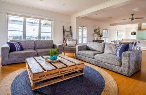 Erudgere House | House ∙ 4 bedrooms ∙ 9 guests