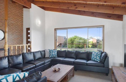 Torquay House | House ∙ 5 bedrooms ∙ 14 guests