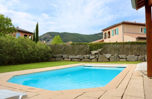 Labastide-de-Virac House | House ∙ 5 bedrooms ∙ 10 guests