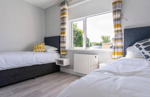 Tramore House | House ∙ 6 bedrooms ∙ 12 guests