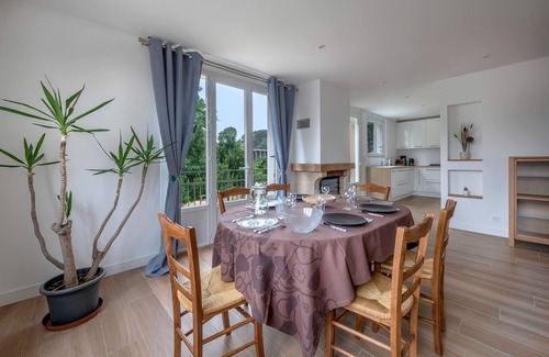 Saint-Brevin-les-Pins Ski Chalet | House and garden, 600 m from the sea, in St Brevin