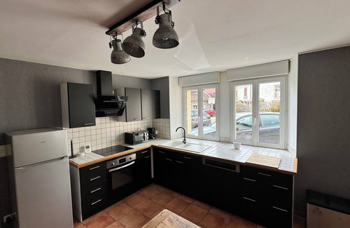 Baudricourt House | House at the foot of the Mirecourt circuit