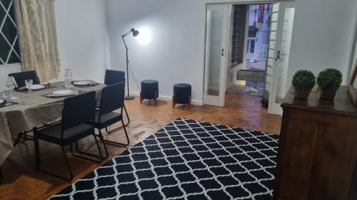 Regiao Urbana Homogenea XV House | HoUse