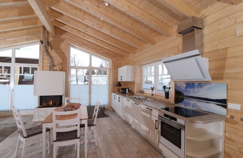 Clausthal-Zellerfeld Cabin | House by the lake