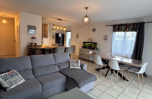 Etaules House | House close to the beach