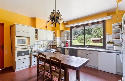 Urrugne Villa | House, exceptional environment, 7 bedrooms, Urrugne, 7 mn from st Jean de Luz
