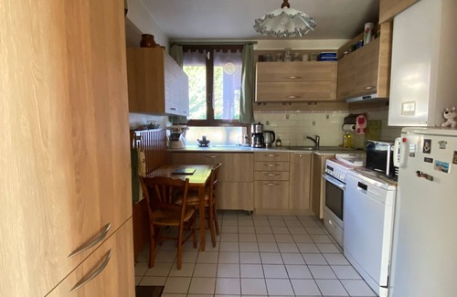 Thiers House | House for 2 to 12 people, residential area