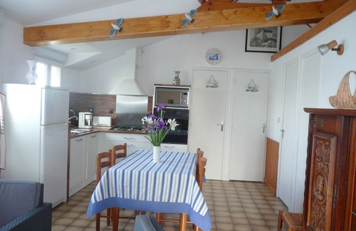 Damgan House | HOUSE FOR 6 PEOPLE IN OLD LONGERE 500M DAMGAN BEACH 56750