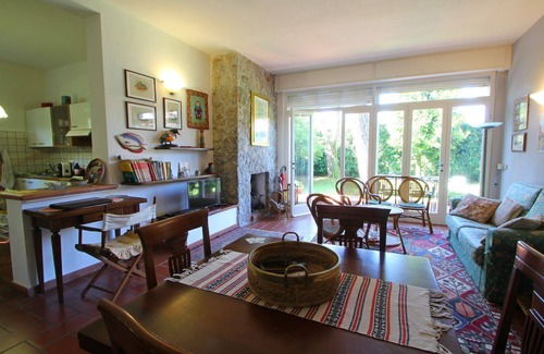 Ronchi House | House for 7 People with private garden near the Sea