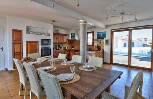 Noirmoutier-en-l'Ile Ski Chalet | House for 11 - Swimming pool - Noirmoutier-en-L'île