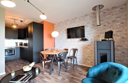 Magnant House | House