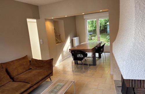 Recourt House | House ideal for family or employees 4 bedrooms, garden, garage, fireplace