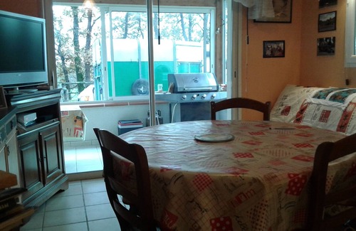 Pailloles House | House in a rural setting with horses nearby