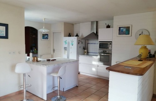 Perigny House | House in enclosed garden with patio 5 km from La Rochelle