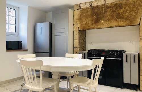 Terrasson-la-Villedieu House | House in the heart of the historic center of Terrasson