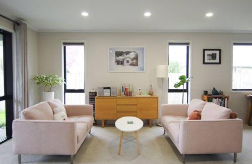 Hamilton Villa | House in Hamilton