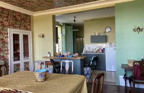 Busset House | House in its style, ideal for family stays or between friends, large garden