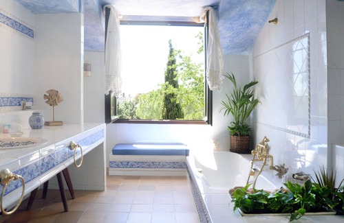 Las Rozas de Madrid Ski Chalet | HOUSE IN LAS ROZAS 20 MIN. OF MADRID WITH PRIVATE PISICINA, GARDEN, TENNIS AND GOLF