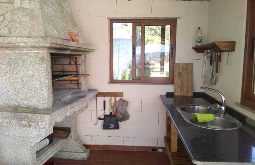 Meira House | House in Moaña wide prox to beaches in rural area.