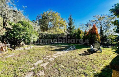 Lake Garda House | house in the archaeological area