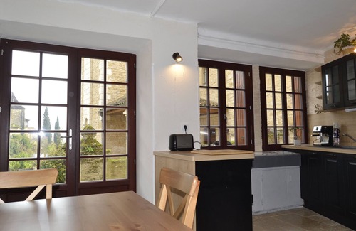 Beynac-et-Cazenac House | House in the Heart of Beynac with views of the Medieval Village and the Dordogne