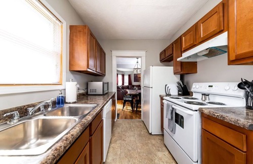 Lansing House | House Jerome| If only for a Knight