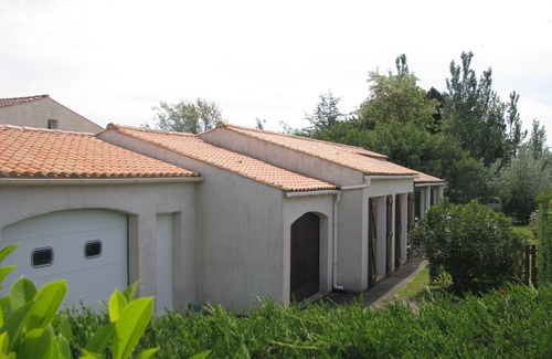 La Cotiniere Villa | House, La Cotinière/St Pierre d'Oléron:most active tourist site/port,n34