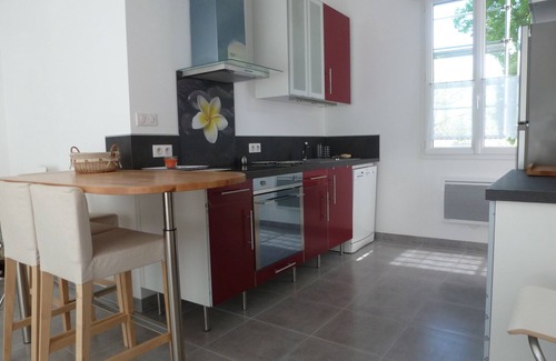 Puch-d'Agenais Cottage | * House Morin Castle, exceptional setting on the edge of the channel Garonn