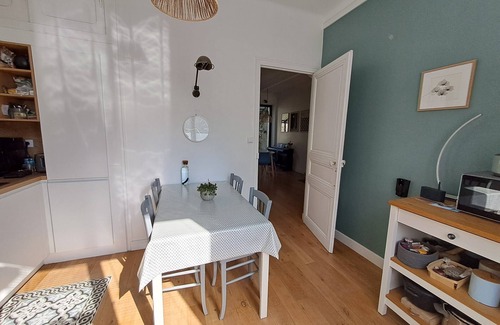 Route de Vannes House | House Nantes Centre with garden