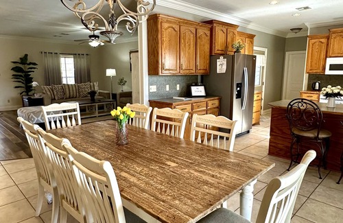 Prien House | House near casinos and Prien lake park with a guest house