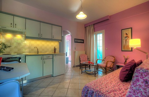 Agios Dimitrios Apartment | house near the beach with equipped kitchen strong wi-fi-2