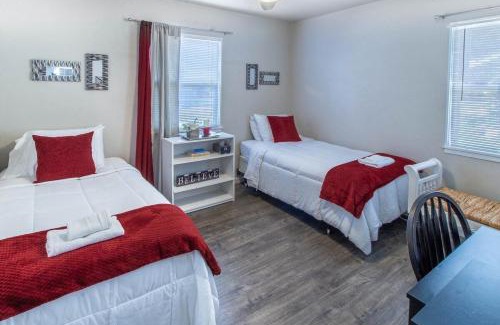 Benton Tract House | House of Favor